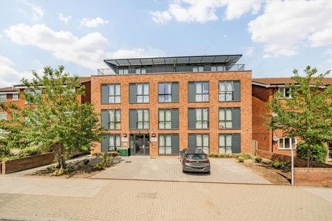 undefined, Kenton Road, Harrow HA3