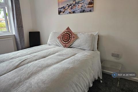 3 bedroom bungalow to rent, Windermere Avenue, Chester, CH2