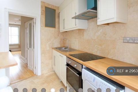 2 bedroom flat to rent, Brixton Station Road, Brixton, SW9