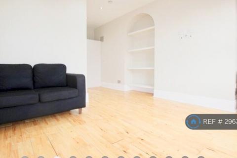 2 bedroom flat to rent, Brixton Station Road, Brixton, SW9