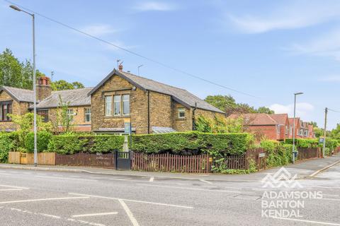 3 bedroom end of terrace house for sale, Bury Road, Bamford, OL11