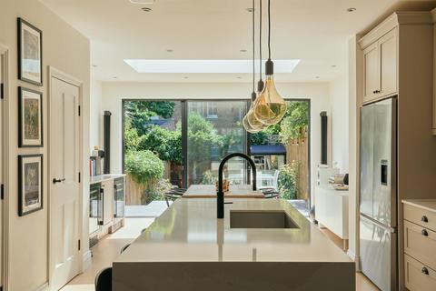 3 bedroom end of terrace house for sale, Riverview Grove, Chiswick, W4