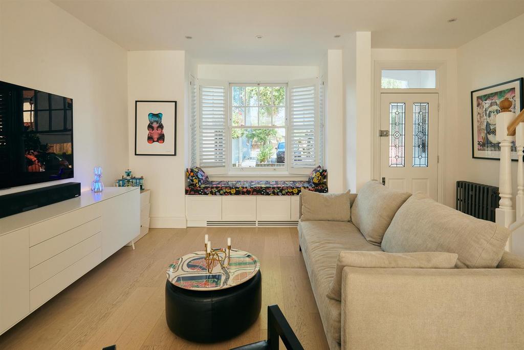 House in London - View 3
