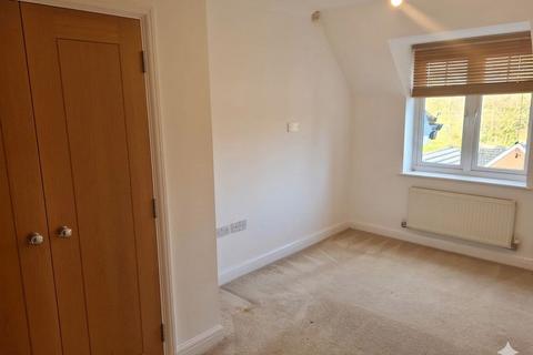2 bedroom flat to rent, Brightwen Grove, Stanmore, Middlesex, HA7 4ZB