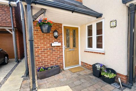 4 bedroom detached house for sale, Amberley Court, Stubbington, PO14