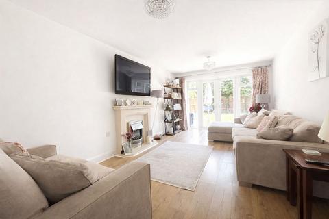 4 bedroom detached house for sale, Amberley Court, Stubbington, PO14