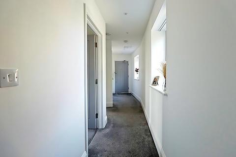 2 bedroom apartment for sale, Essex Way, South Benfleet