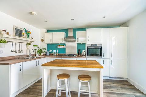 2 bedroom property for sale, Lawley Avenue, Emsworth