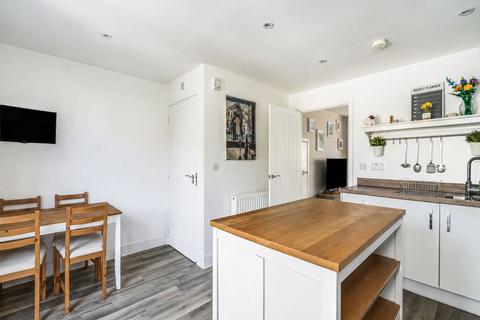 2 bedroom property for sale, Lawley Avenue, Emsworth