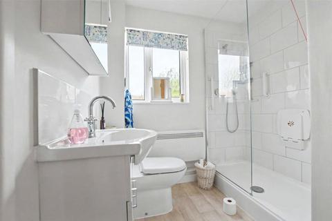 2 bedroom apartment for sale, Adams Way, Alton, Hampshire, GU34