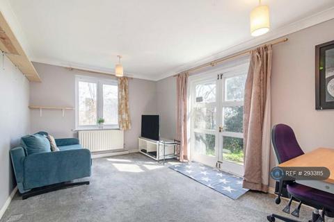 2 bedroom flat to rent, Hackney Wick, London, E9