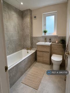 3 bedroom bungalow to rent, Lathro Park, Kinross, KY13