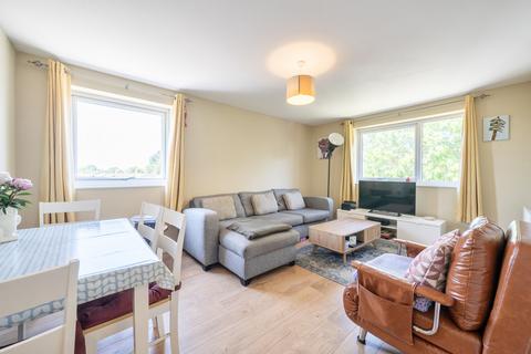 Haslam Close, Ickenham, Middlesex