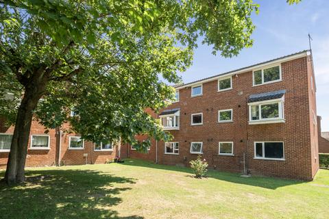 2 bedroom apartment for sale, Haslam Close, Ickenham, Middlesex