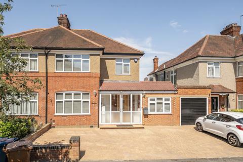 Holmdene Avenue, Harrow