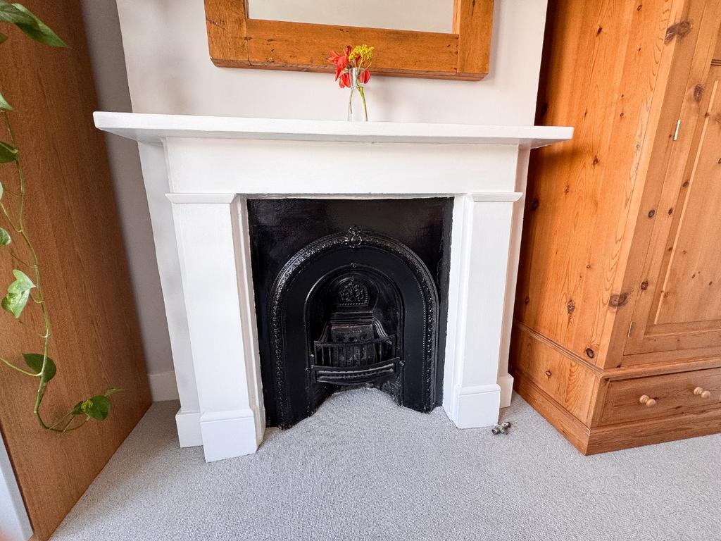 Living room, fireplace