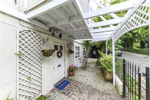 2 bedroom terraced house for sale, Church Walk, London, NW2