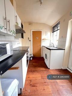2 bedroom flat to rent, Meadow St, Preston, PR1