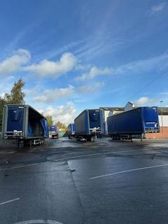 Warehouse to rent, Corporation Rd Manchester M34 5LZ
