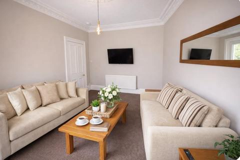 2 bedroom flat to rent, Whitehall Crescent, Dundee,