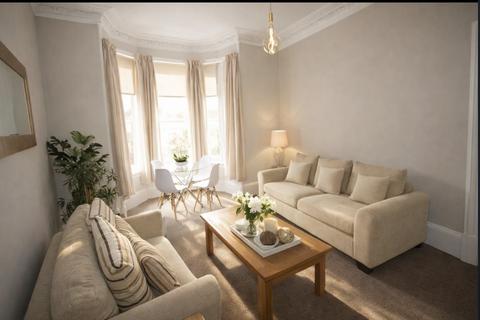 2 bedroom flat to rent, Whitehall Crescent, Dundee,