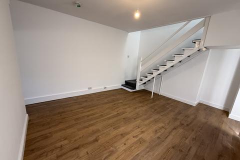 2 bedroom flat to rent, Swansea SA4