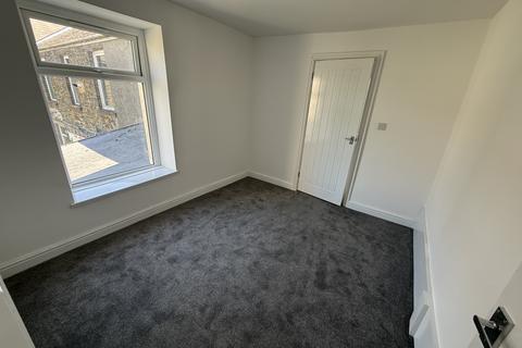 2 bedroom flat to rent, Swansea SA4