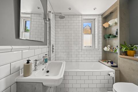 2 bedroom townhouse for sale, Brondesbury Road, NW6