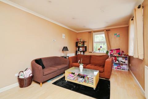 2 bedroom maisonette for sale, Manorsfield Road, Bicester, Oxfordshire, OX26