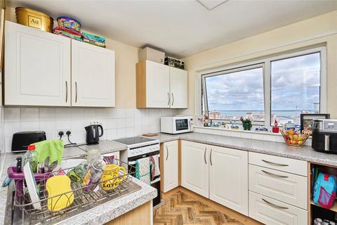 2 bedroom flat for sale, Melville Street, Isle of Wight, PO33