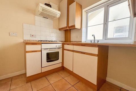 2 bedroom flat for sale, Milton Road, Weston-Super-Mare BS23