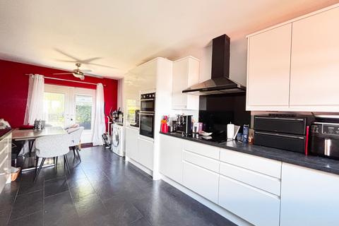 3 bedroom detached bungalow for sale, The Mall, Stalybridge, SK15