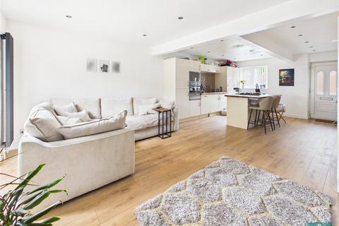 3 bedroom terraced house for sale, Capesthorne Drive, Shaw OL2