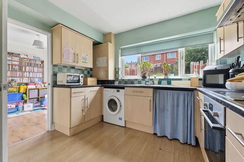 3 bedroom terraced house for sale, Tithe Barn Lane, Sheffield S13
