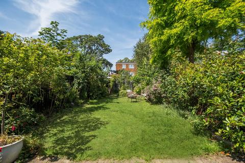 4 bedroom terraced house for sale, Thornlaw Road, West Norwood, London, SE27