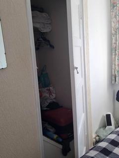 1 bedroom in a house share to rent, Buttermere Avenue, Slough SL1