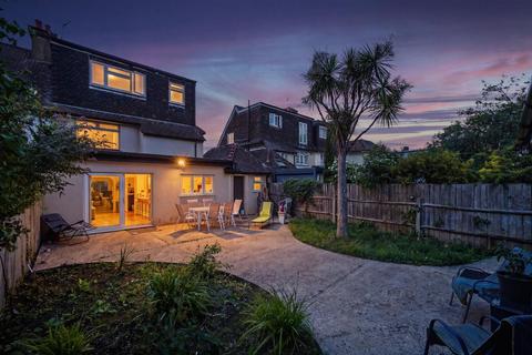 5 bedroom semi-detached house for sale, The Vale, Golders Green, London, NW11