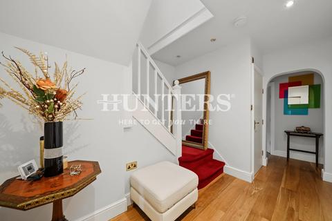 5 bedroom semi-detached house for sale, The Vale, Golders Green, London, NW11