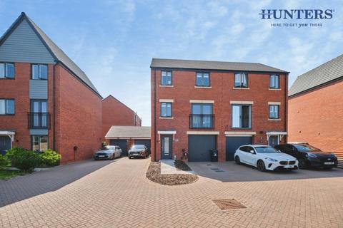 3 bedroom semi-detached house for sale, Mullarkey Drive, Lichfield