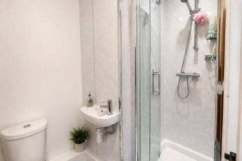 4 bedroom house share to rent, 61A Ebrington Street