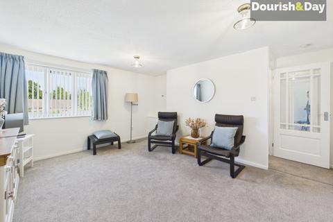 2 bedroom flat for sale, Wildwood Ringway, Stafford ST17
