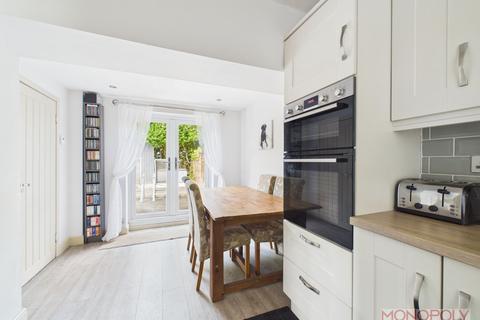 2 bedroom detached house for sale, Stryt Issa, Pen-Y-Cae, LL14