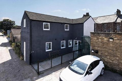 undefined, Limewood Road, Erith, DA8