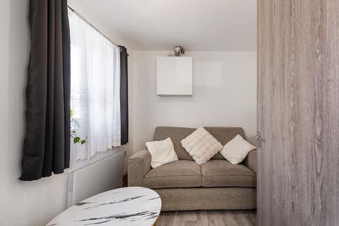 undefined, Limewood Road, Erith, DA8