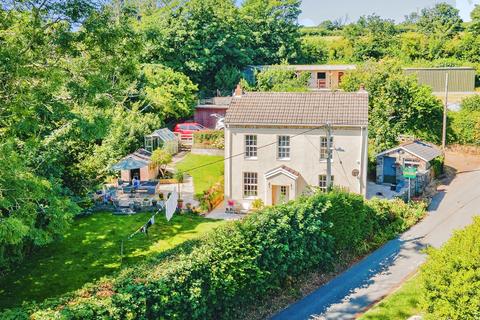 3 bedroom detached house for sale, Heol Laethog, Bryncethin, Bridgend