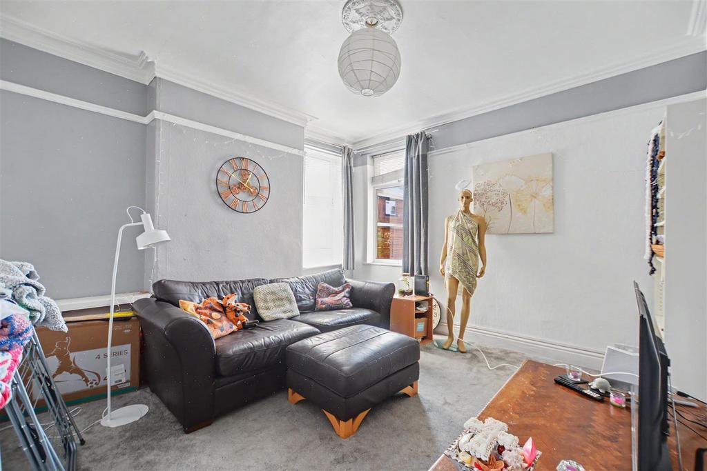 House in Nottingham, Beeston Rylands - View 2