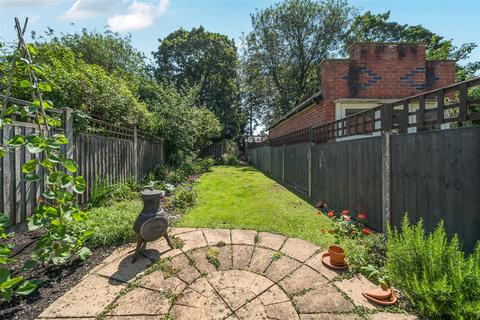 1 bedroom house for sale, Newtown, Newport TF10