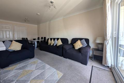 2 bedroom detached house to rent, Clarence Street, Dartmouth