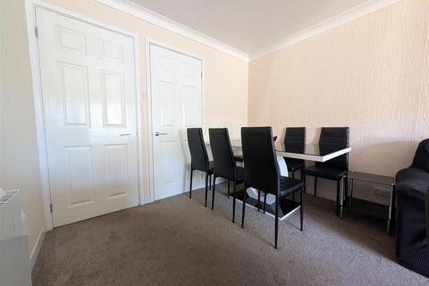 2 bedroom detached house to rent, Clarence Street, Dartmouth