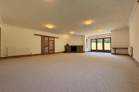 6 bedroom detached house to rent, Avondale Walk, South Brent